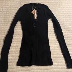 Skims Long Sleeve Henley